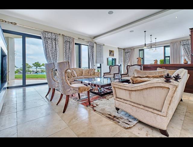 5 BEDROOM HOUSE FOR SALE IN BLUE HILLS EQUESTRIAN ESTATE